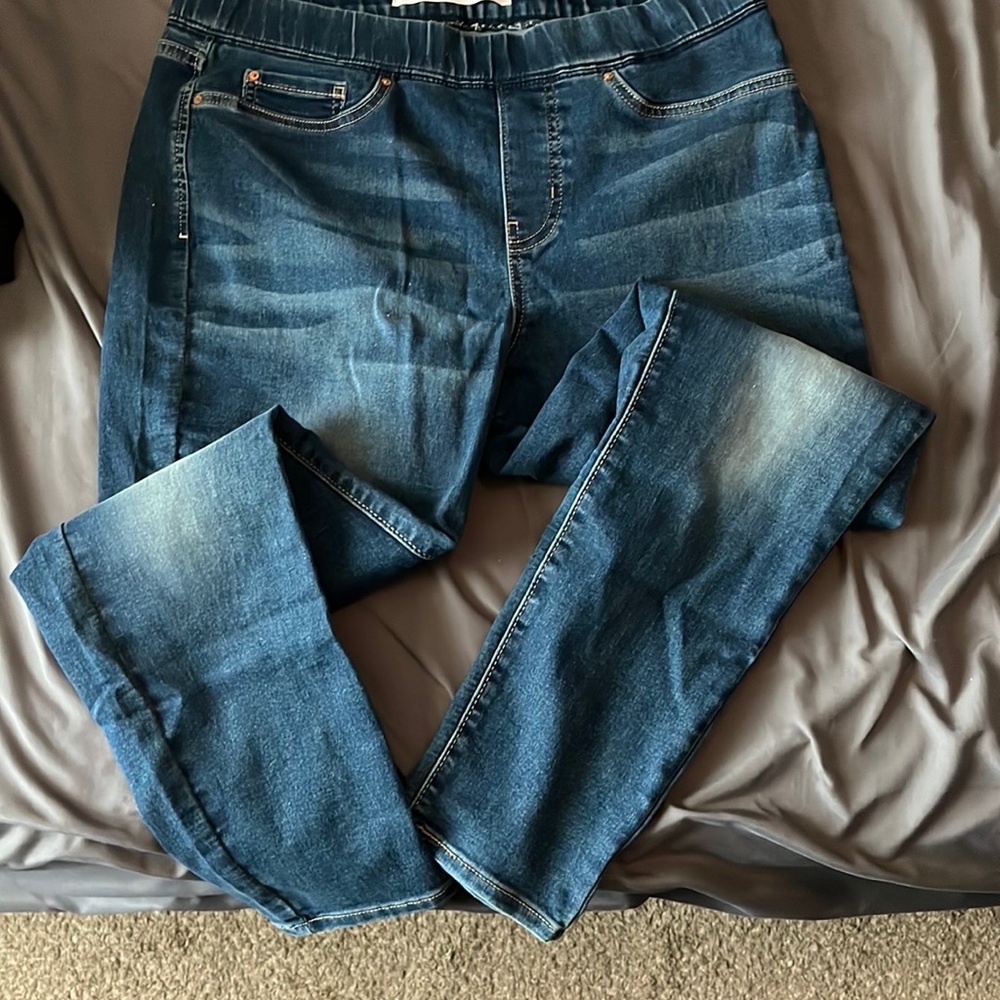 Girl Levi’s skinny jeans